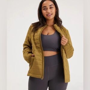 Girlfriend Collective Women’s Packable Puffer Jacket in Woodstock Size XS